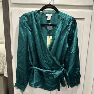 NWT Rachel Zoe Lace Trim Wrap Blouse Medium